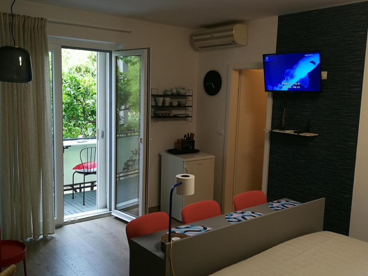 Rooms Beros Makarska Exterior photo