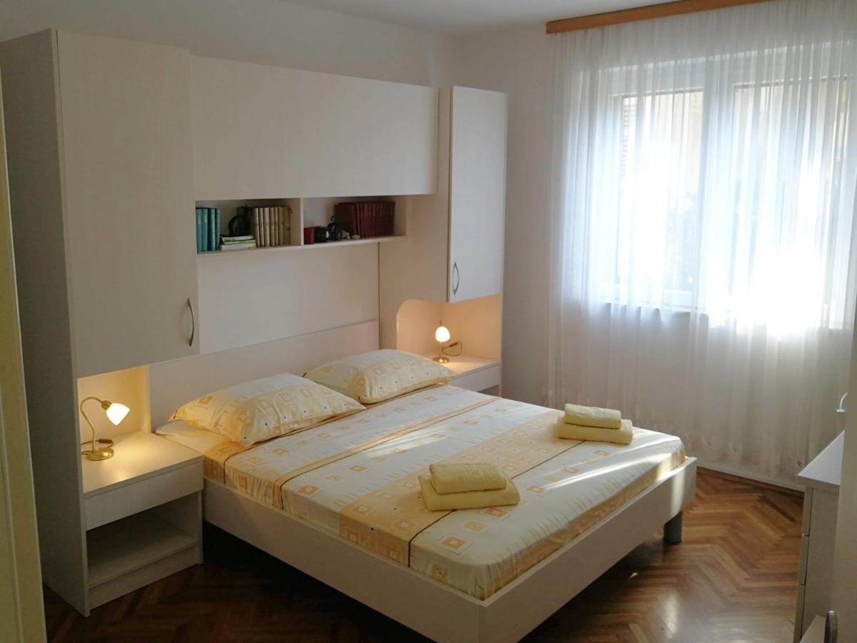 Rooms Beros Makarska Exterior photo