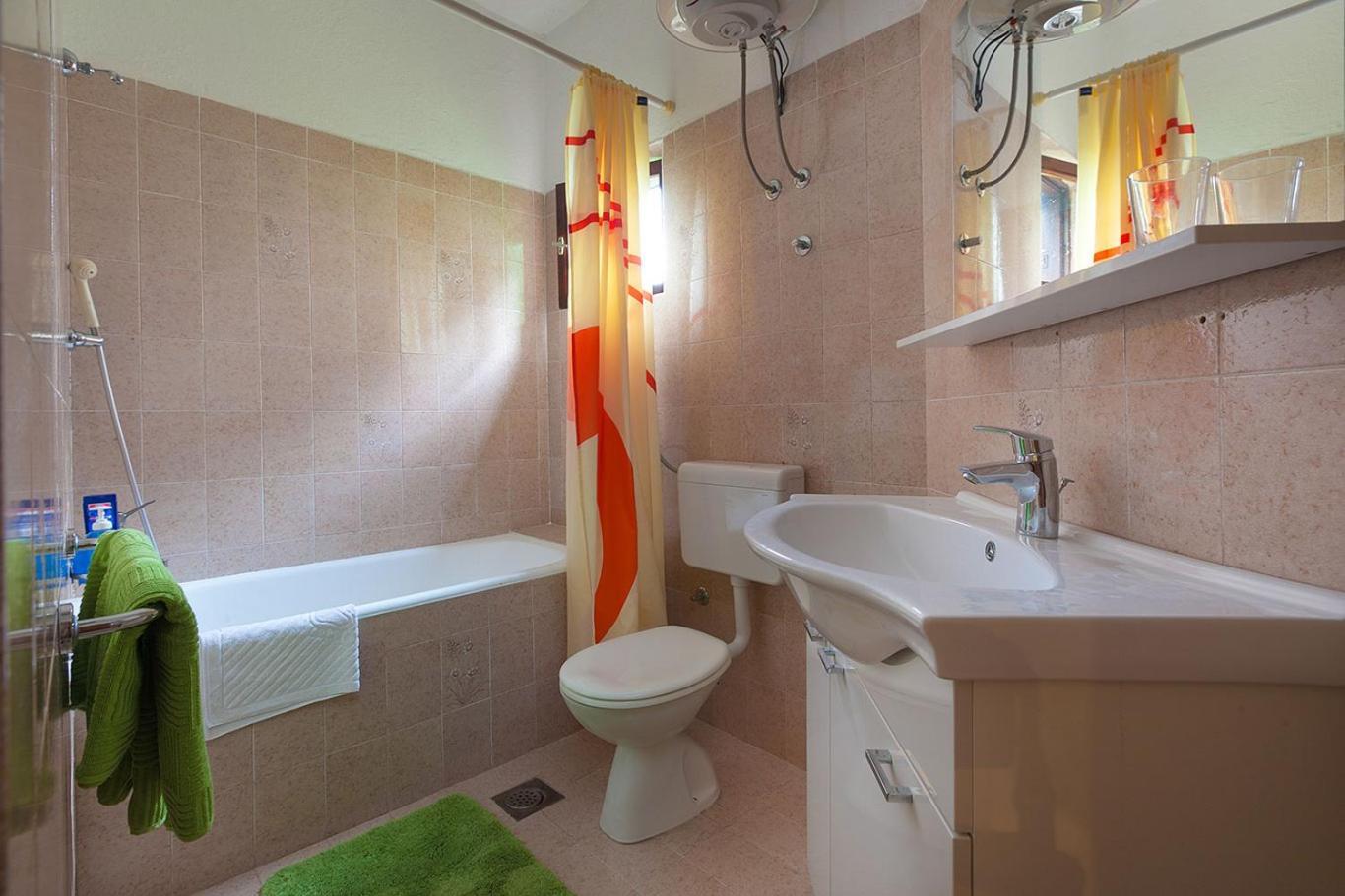 Rooms Beros Makarska Exterior photo