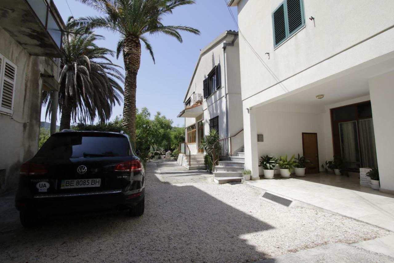 Rooms Beros Makarska Exterior photo