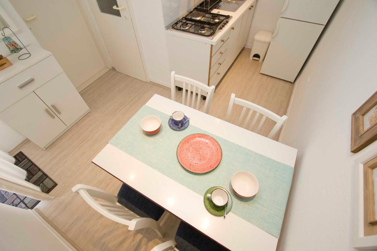 Rooms Beros Makarska Exterior photo